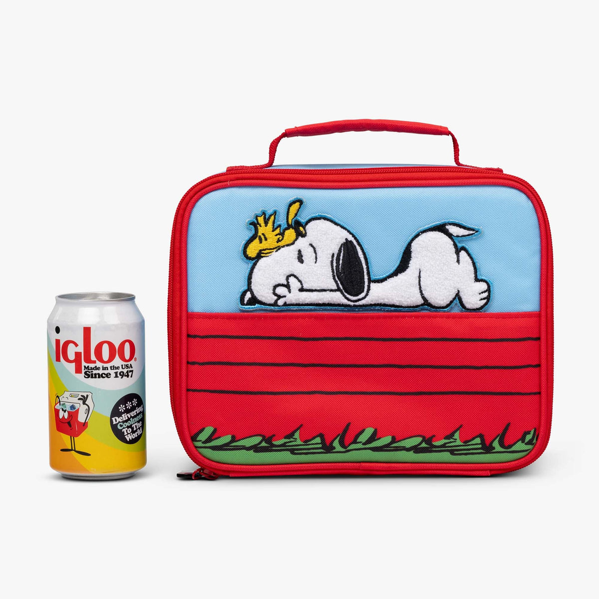 snoopy-s-doghouse-horizontal-lunch-cooler-bag-a1 00028034-P.jpg