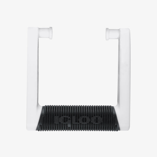 comfort-grip-swing-up-handle-for-94-100-qt-coolers-c1 00009004-V2.jpg