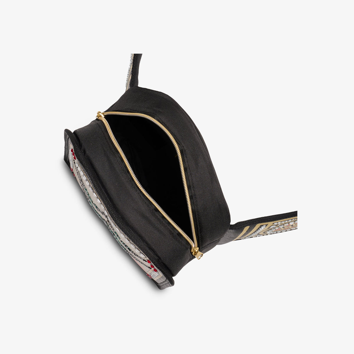 undisputed-wwe-championship-fanny-pack-u8 00027856-O.jpg