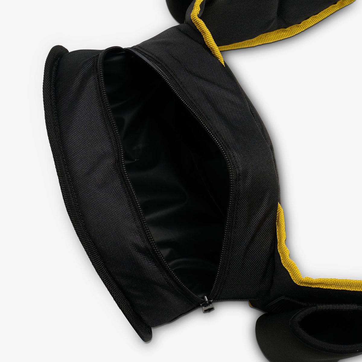 dc-super-heroes-batmantm-belt-fanny-pack-cooler-l8 00027936-O2.jpg