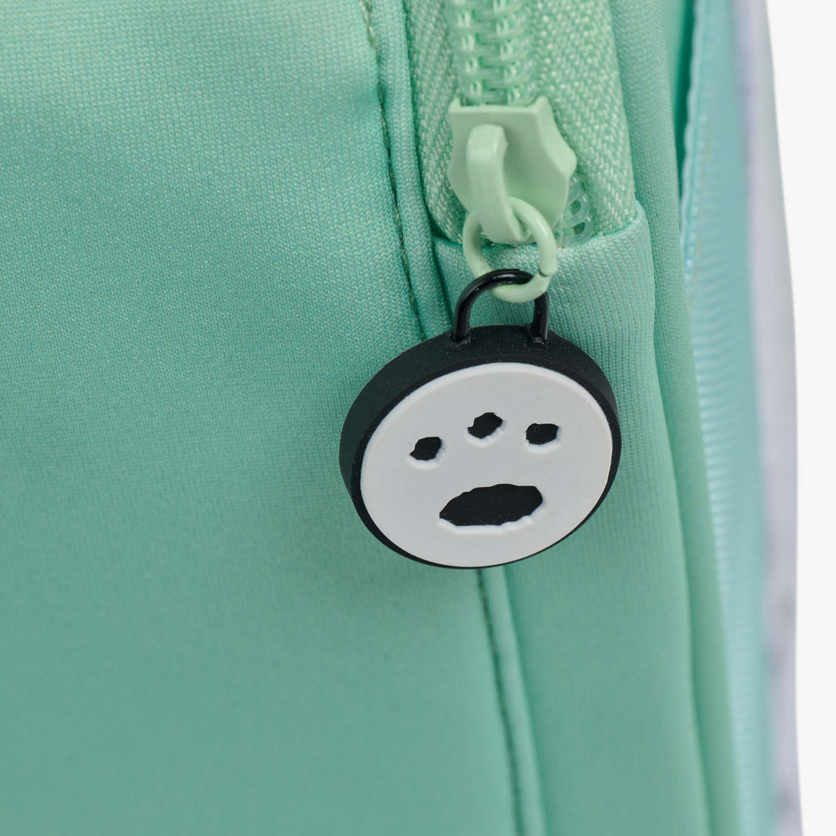 pochaccotm-slim-lunch-cooler-bag-h9 00028031-Z.jpg