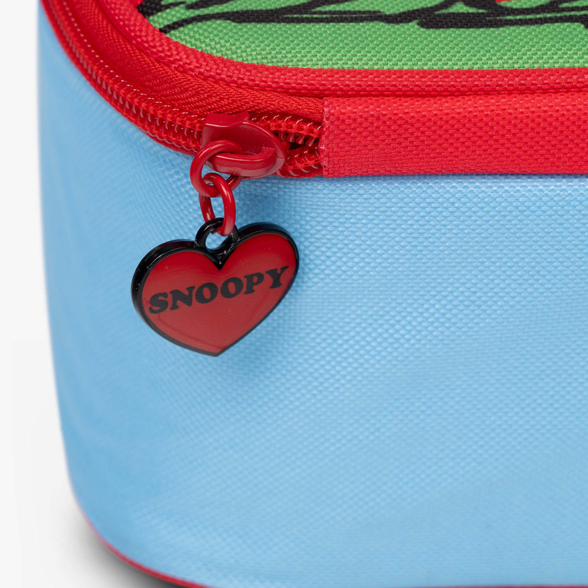 snoopy-s-doghouse-horizontal-lunch-cooler-bag-a1 00028034-Z.jpg