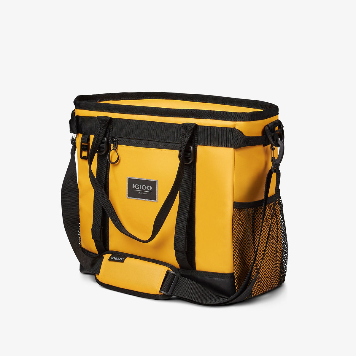 pursuit-30-can-tote-t9 00065993_2.jpg