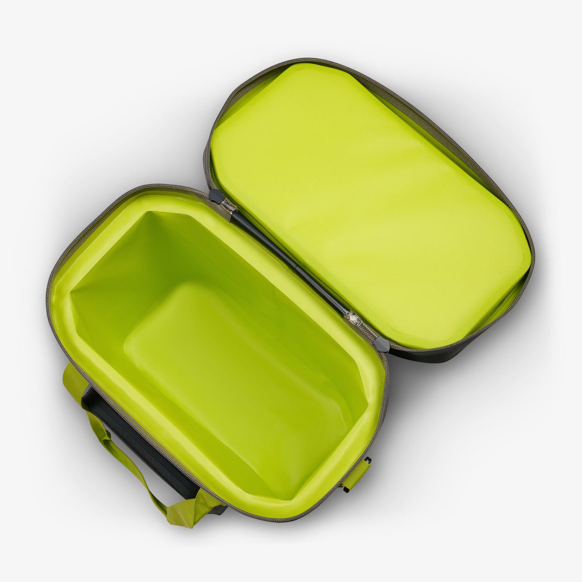 trailmate-36-can-cooler-bag-g1 00066773-O3.jpg